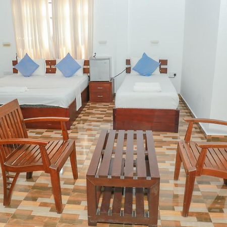 Coconut Primitive Hotel Negombo Ngoại thất bức ảnh