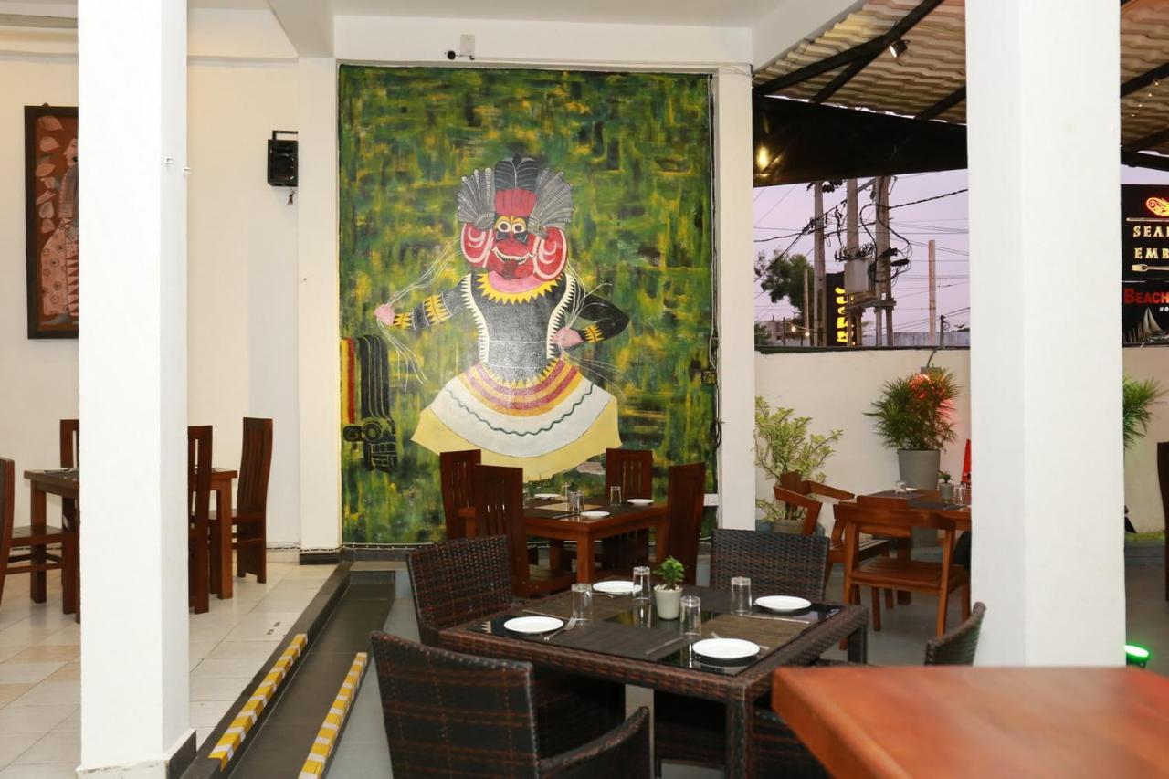Coconut Primitive Hotel Negombo Ngoại thất bức ảnh