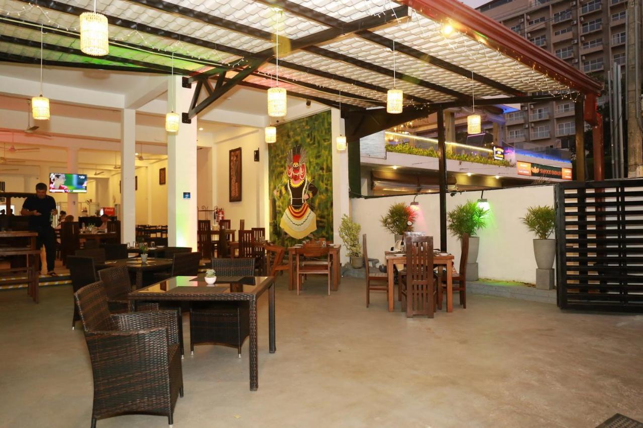 Coconut Primitive Hotel Negombo Ngoại thất bức ảnh