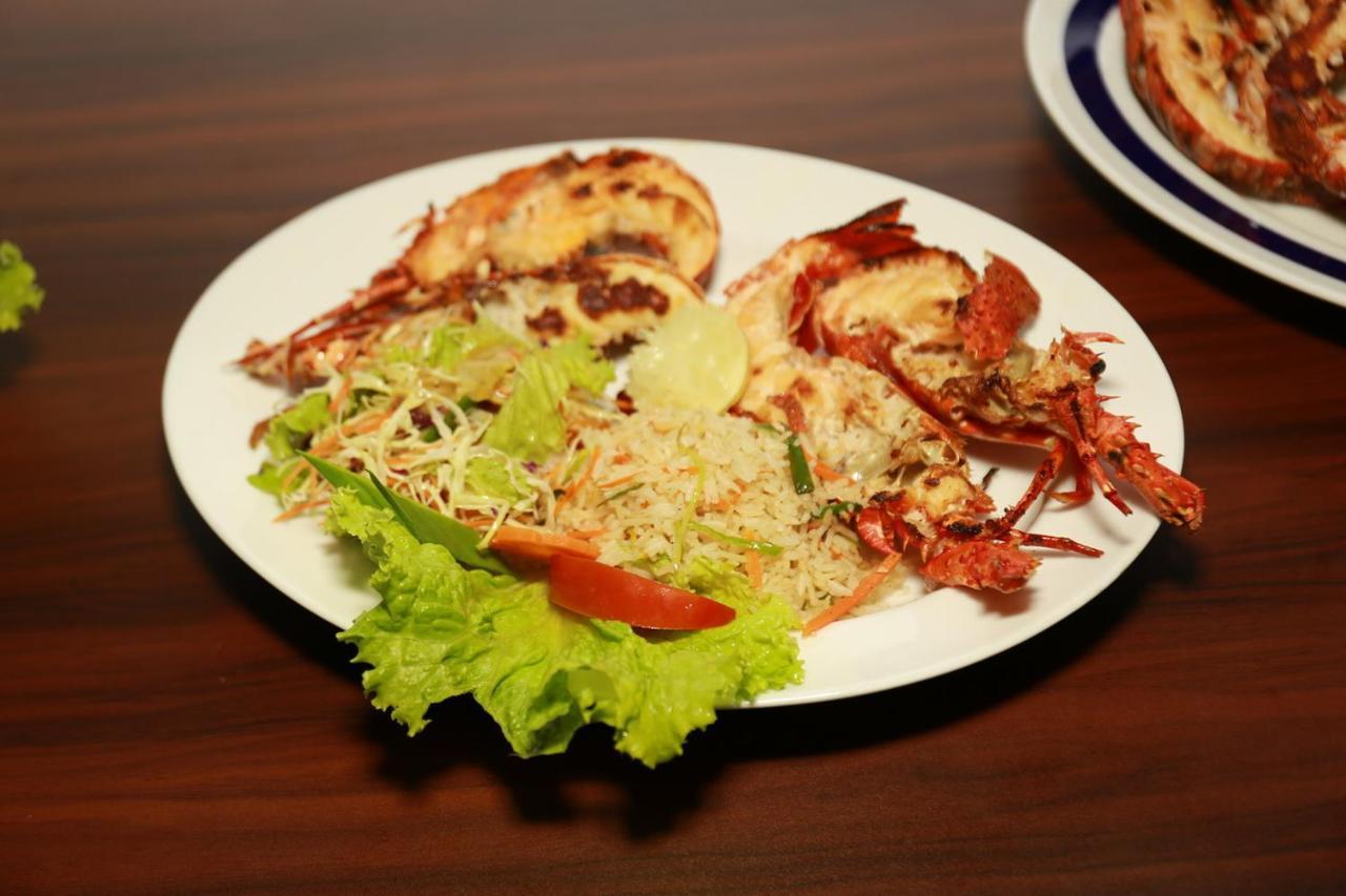 Coconut Primitive Hotel Negombo Ngoại thất bức ảnh