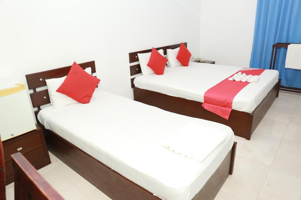 Coconut Primitive Hotel Negombo Ngoại thất bức ảnh